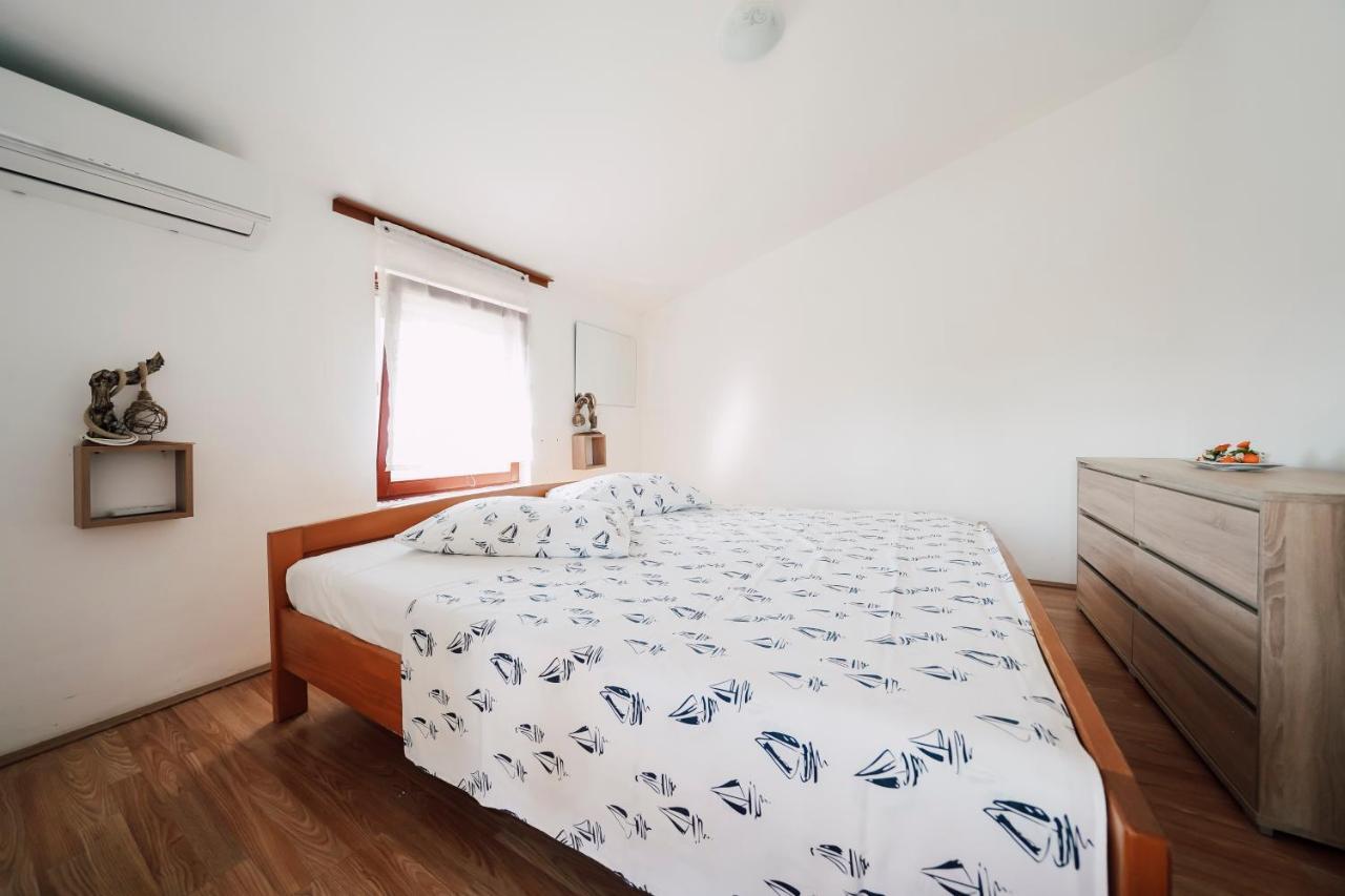 Ferienwohnung Apartman Melita Zadar Exterior foto